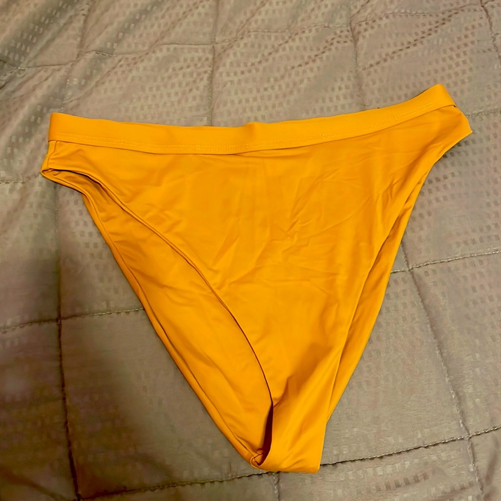 Dippin’ Daisies high waisted bottoms